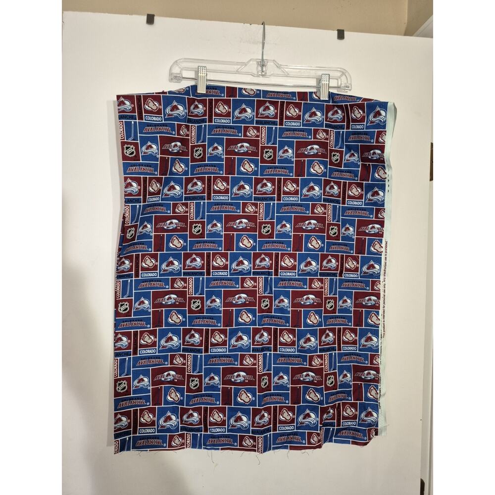 💥 Colorado Avalanche ~ Block Pattern NHL Cotton Fabric 43 X 54 New